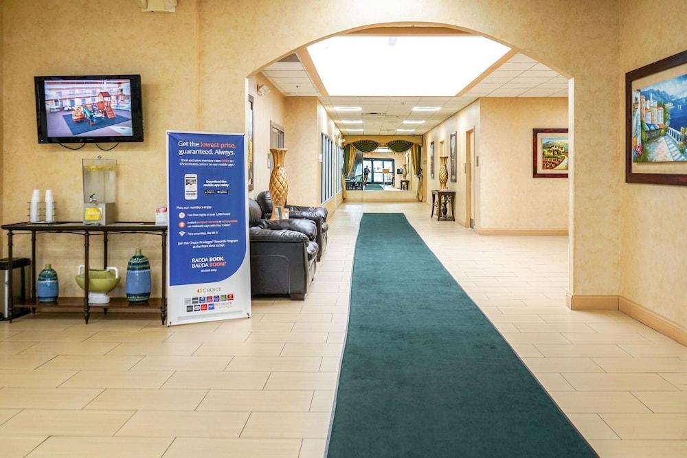 Quality Inn & Suites Coldwater Near I-69 Ngoại thất bức ảnh